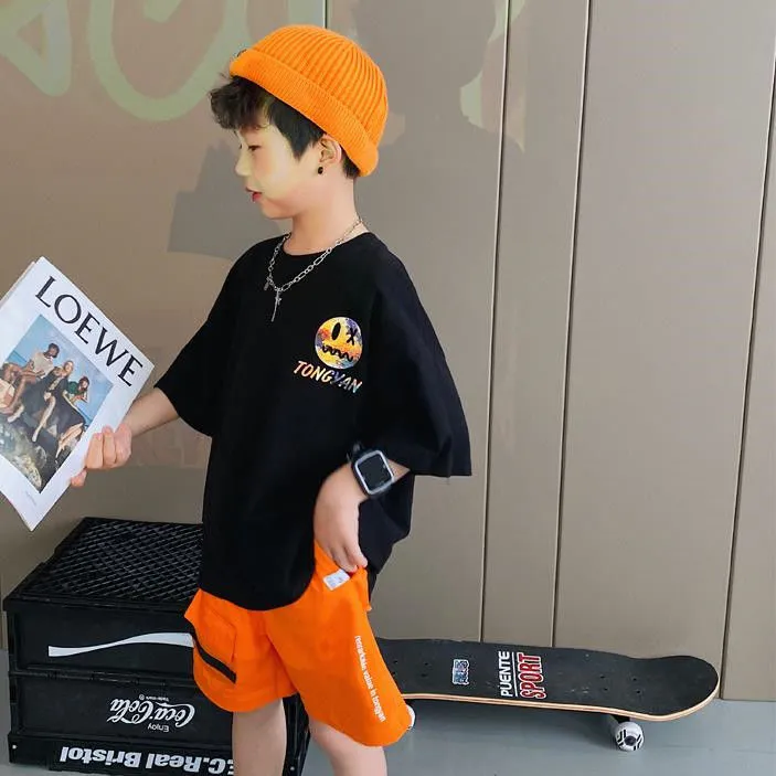 【110-160】夏 男の子 子供服 おしゃれ プリント 半袖 Tシャツ+ショートパンツ セットアップ