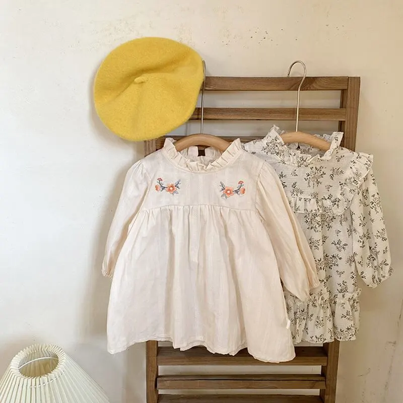 【73-110】秋新作フリルカラー花柄刺繍ワンピース