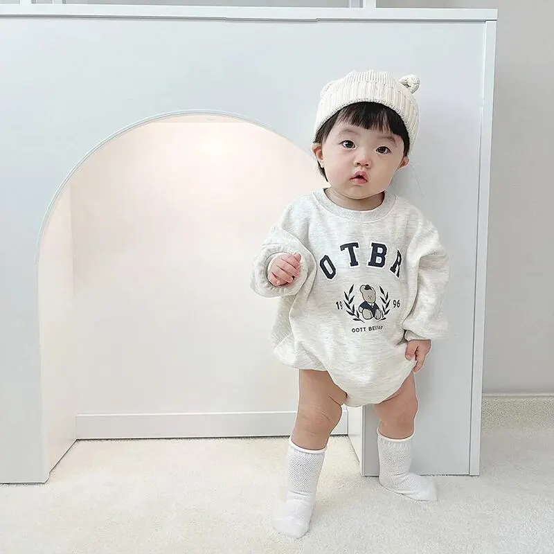 【66-90cm】春新作韓国風英字＆クマコットンロンパース