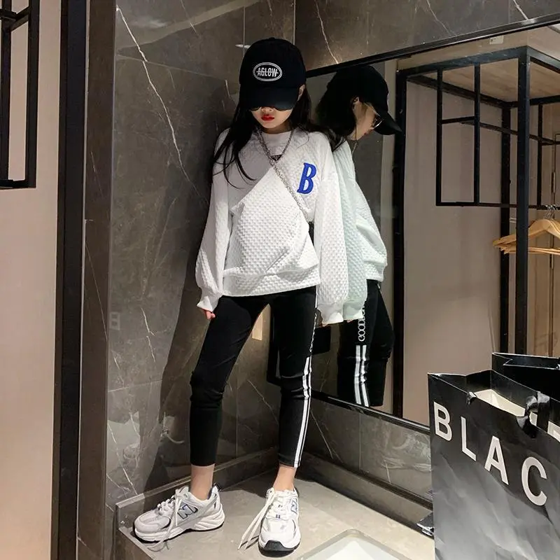 【110-170】韓国系アルファベット長袖ラウンドネックスウェット女の子トップス