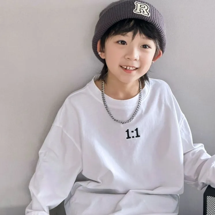 【110-170cm】Basic日常簡約 韓国系 定番 無地 刺繍 キッズ 男の子 春秋 Ｔシャッツ トップス
