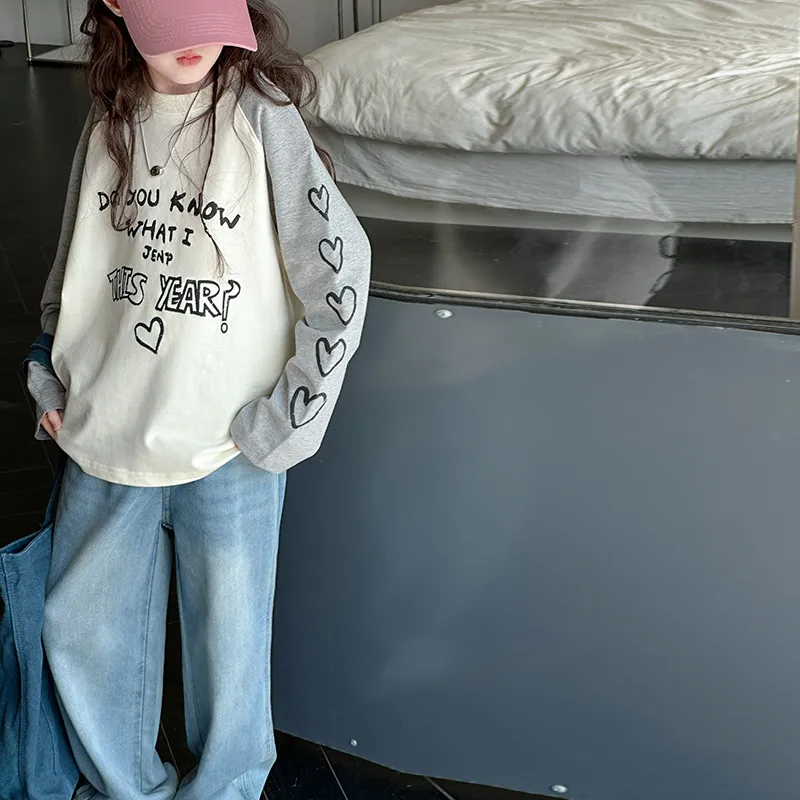 【120-170】韓国 配色 アルファベット ハート柄 春 春服 子供服 女の子 キッズ ジュニア トップス 長袖 Tシャツ カットソー
