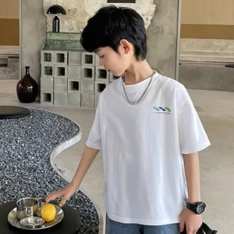 【110-160】アルファベット ファッション 夏 男の子 ジュニア キッズ トップス 子供服 半袖 Tシャツ