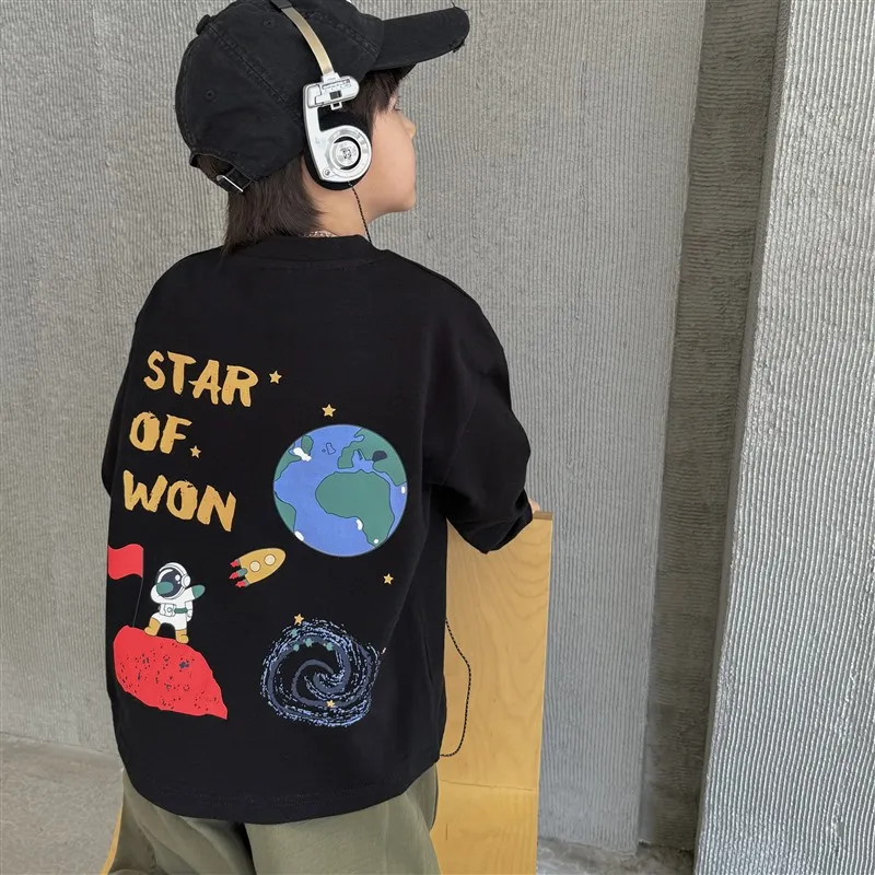 【110-170】韓国子供服　秋や春には一枚で プリント 長袖tシャツ