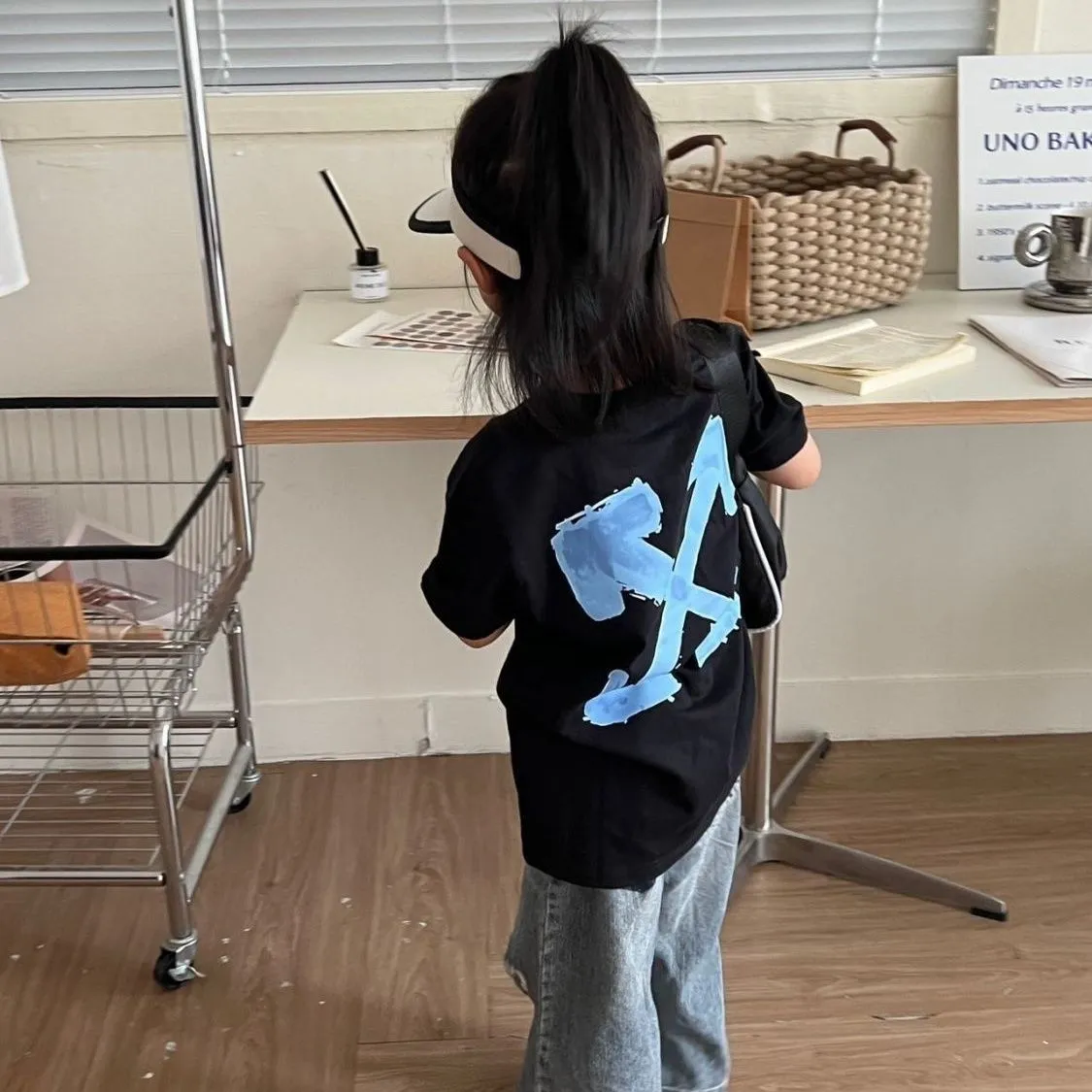 【100-160】元気いっぱい 新作 キュート 夏 コットン 子供 女の子 プリント 通気性 Ｔシャツ　