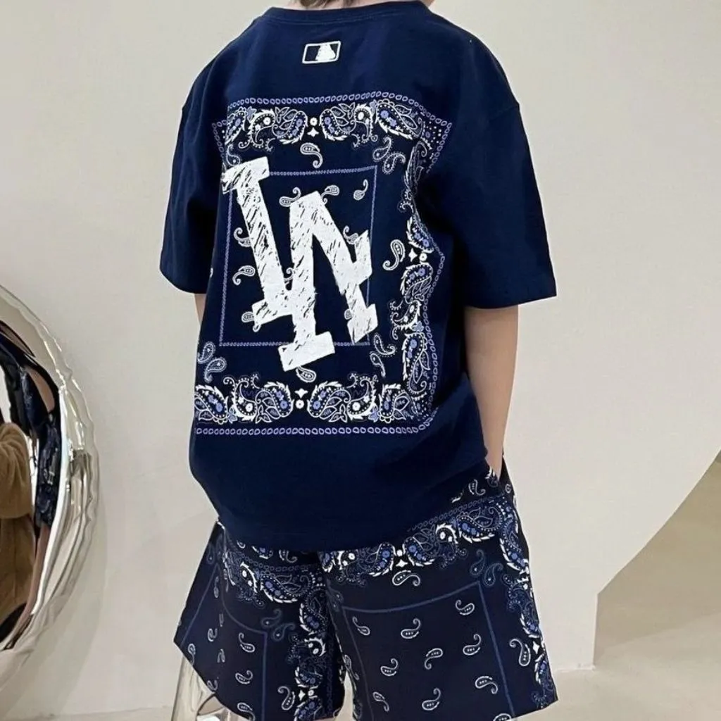 【100-160】高級感 ファッション 2色選べる 夏 プリント カッコイイ 通気性 オーバーサイズ Ｔシャツ　