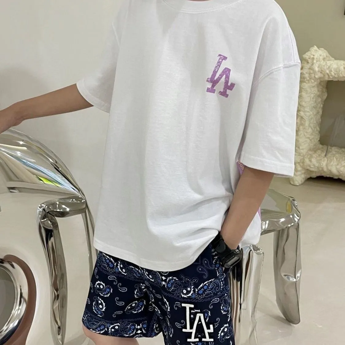 【100-160】高級感 ファッション 2色選べる 夏 プリント カッコイイ 通気性 オーバーサイズ Ｔシャツ　