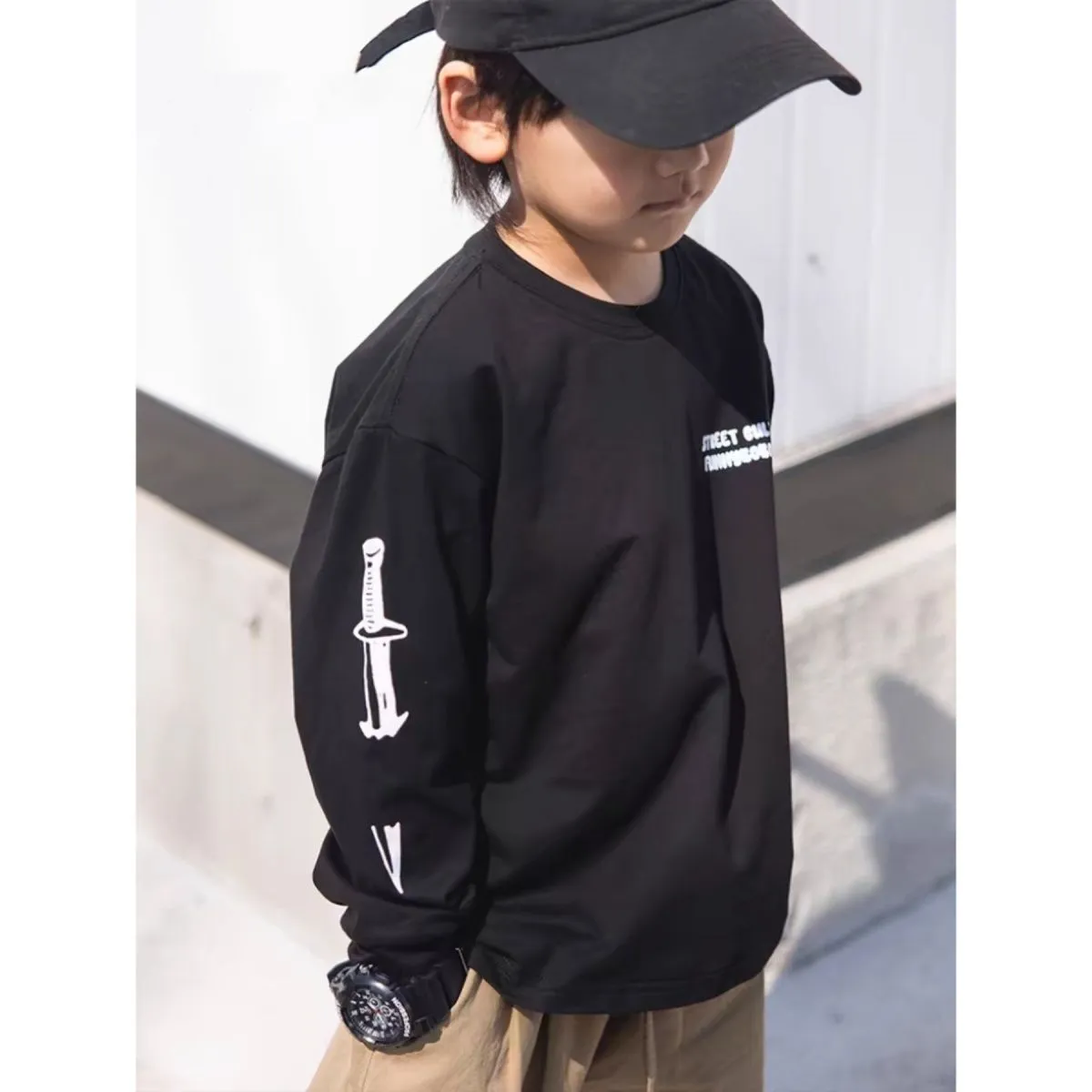 【100-160cm】大人気 シンプル カジュアル アルファベット トレンド 合わせやすい 長袖 Tシャツ