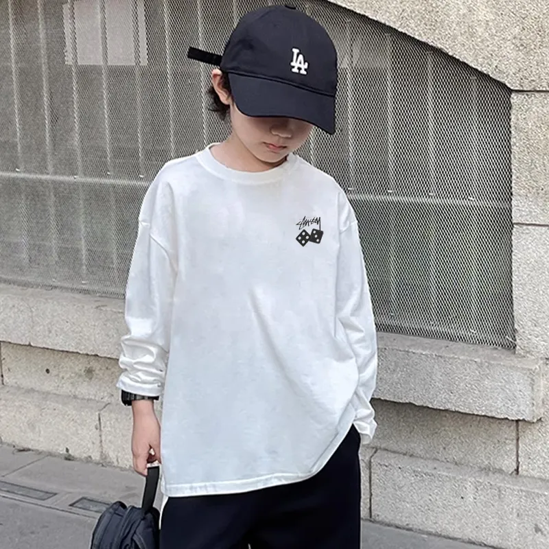【90-160cm】絶対欲しい！ 合わせやすい カッコイイ シンプル 着心地良い 男の子 長袖 Tシャツ
