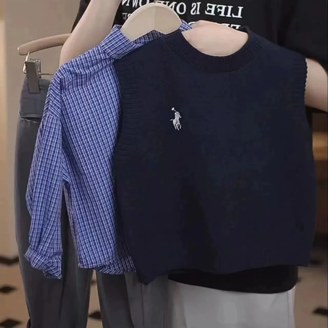 【90-140cm】二点セット 単品注文可 今季注目 存在感アップ 男の子 シャツ+ベスト セットアップ