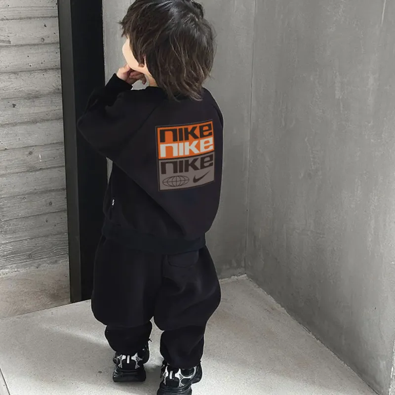 【90-160cm】よく売れる クール カジュアル カッコイイ 合わせやすい 男の子 トレーナー