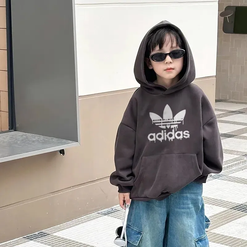 【90-160cm】絶対流行 売れ筋 合わせやすい カジュアル シンプル 男の子 フード付き パーカー