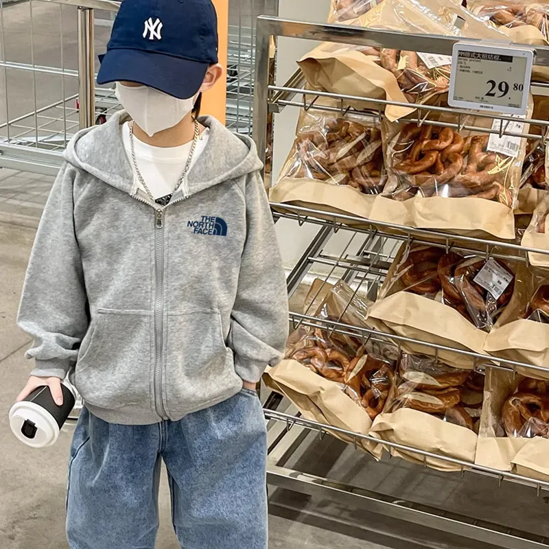 【90-160cm】よく売れる カジュアル シンプル 合わせやすい 男の子 フード付き 長袖 アウター
