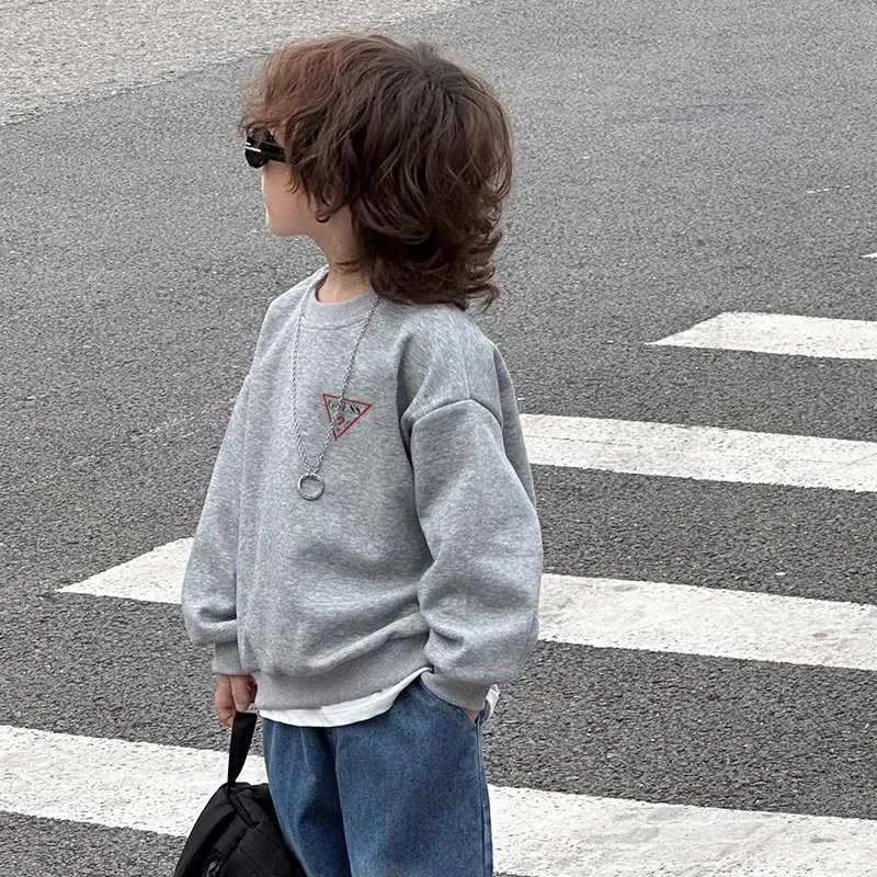 【90-160cm】人気爆発中 カジュアル デザイン満点 シンプル 合わせやすい 男の子 トレーナー
