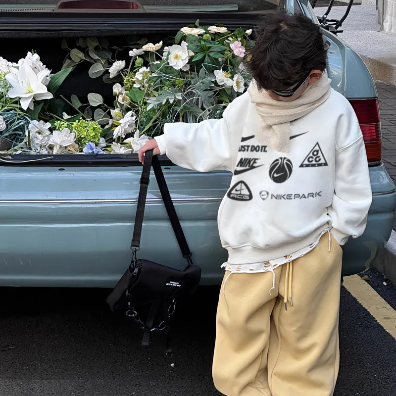 【90-160cm】絶対見逃さないで カジュアル ファッション シンプル 合わせやすい 男の子 トレーナー