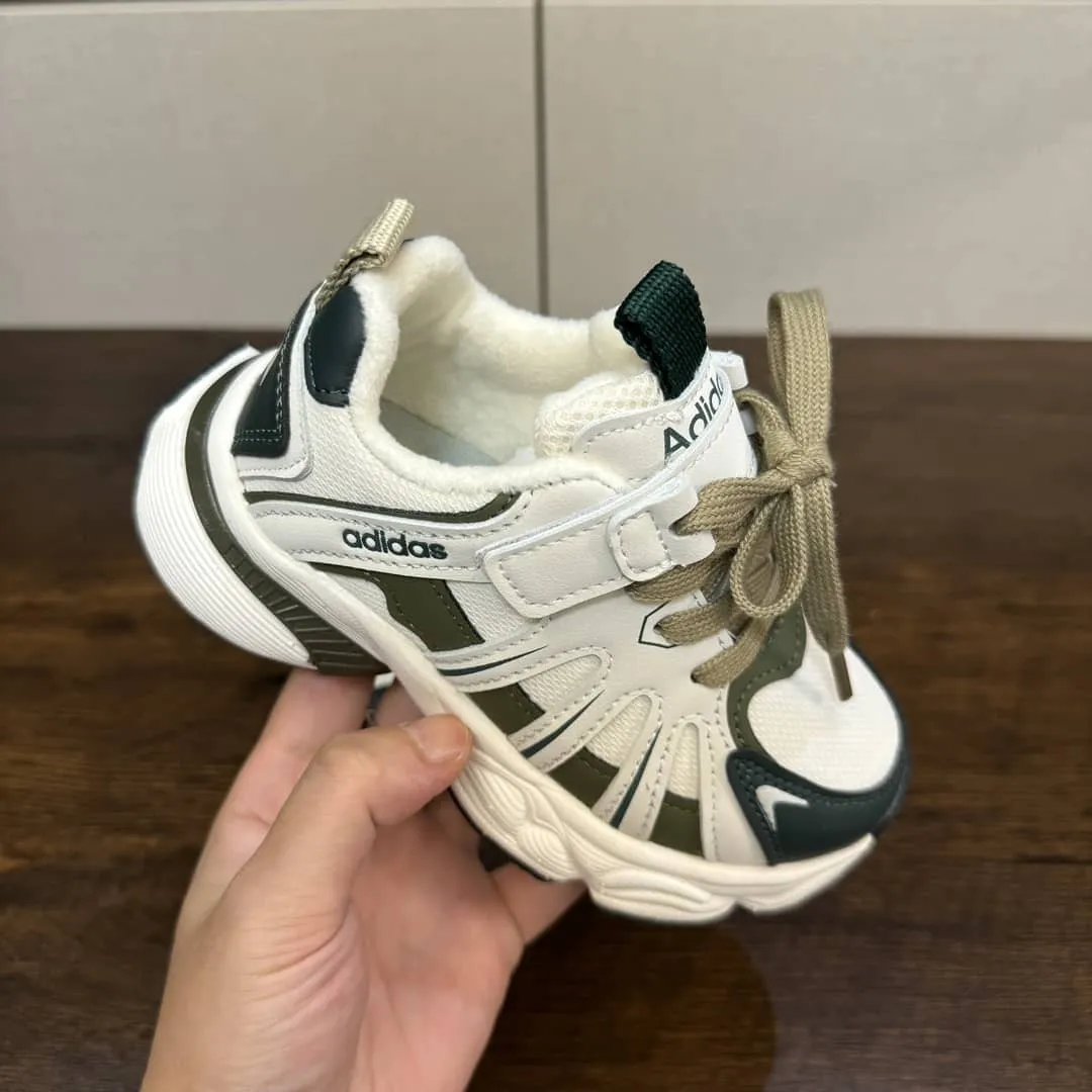 超人気 履きやすい 子供服 キッズ おしゃれ かわいい かっこいい  走りやすい トレンド シューズ ブーツ