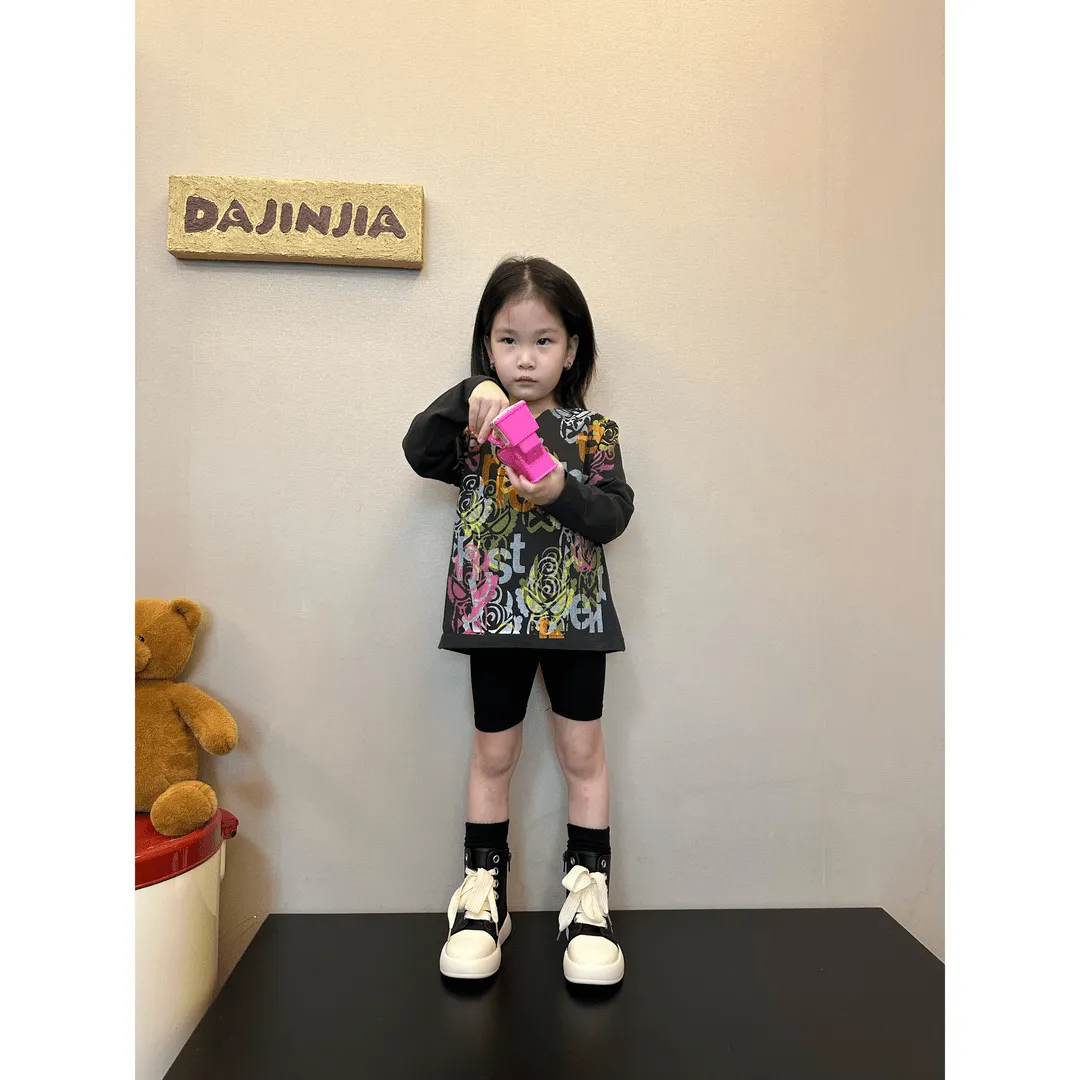 【100-160cm】絶対欲しい 元気いっぱい ファッション プリント 女の子 長袖 Ｔシャツ
