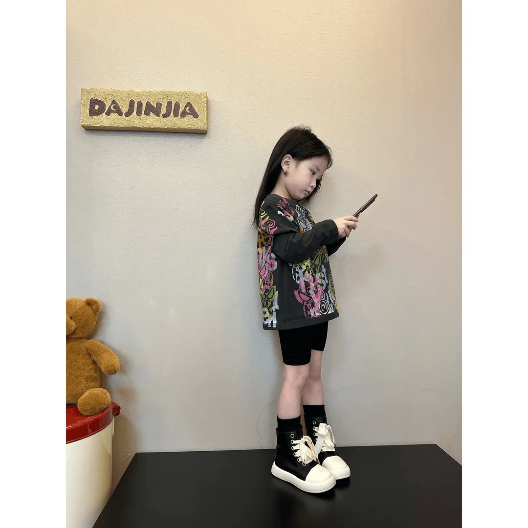 【100-160cm】絶対欲しい 元気いっぱい ファッション プリント 女の子 長袖 Ｔシャツ