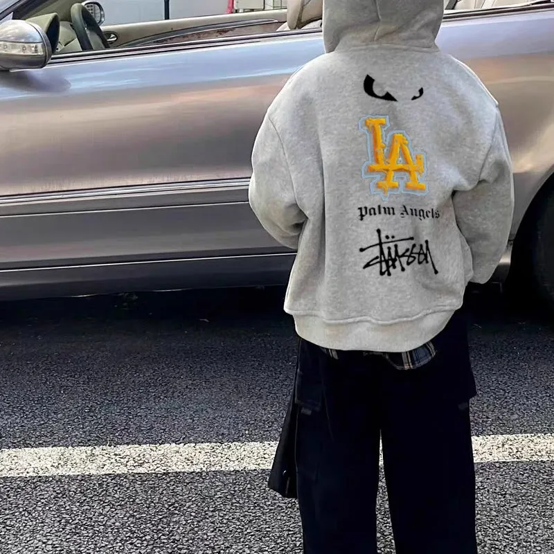 【90-160cm】人気上昇中 カッコイイ トレンド 着やすい 男の子 フード付き アウター