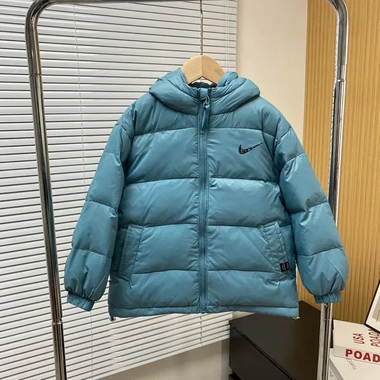 【110-160cm】存在感抜群 大人気 目立つ オシャレ シンプル トレンド あったか アウター