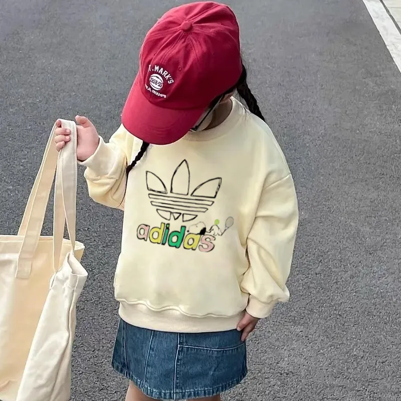 【90-160cm】元気いっぱい プリント 可愛い カジュアル 合わせやすい 女の子 トレーナー