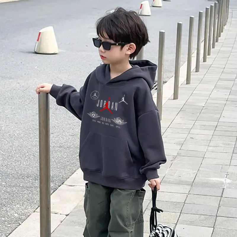 【90-160cm】絶対後悔しない カジュアル 快適 合わせやすい  男の子 フード付き パーカー