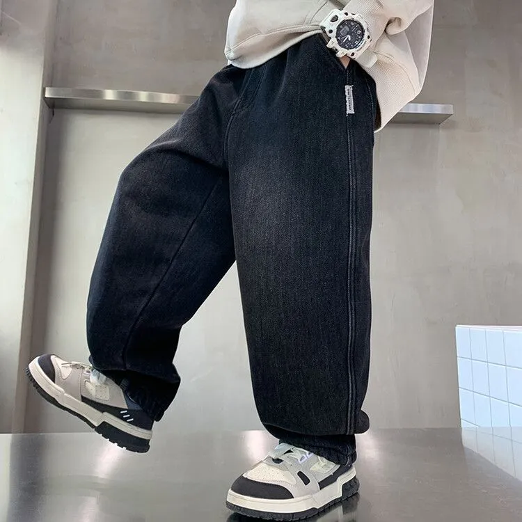 【120-170cm】絶対欲しい！カジュアル 合わせやすい トレンド 人気 履きやすい デニムパンツ