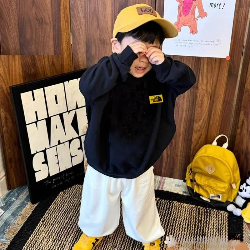【100-160cm】元気いっぱい 大活躍 カッコイイ カジュアル 男の子 フード付き パーカー
