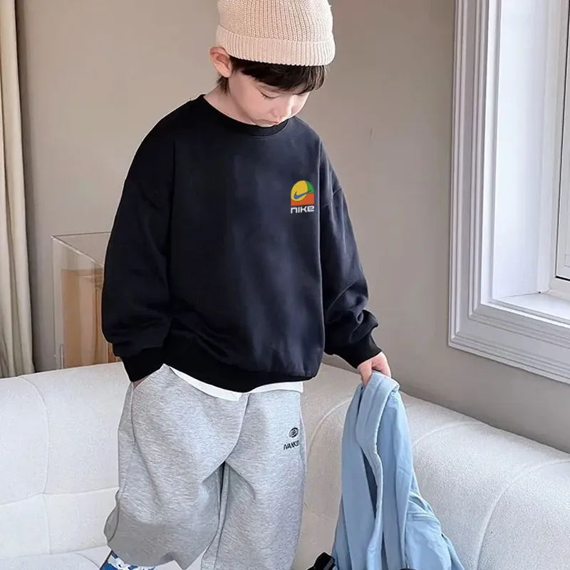 【90-160cm】着回し最強 トレンド 合わせやすい 着心地良い 着やすい 男の子 トレーナー