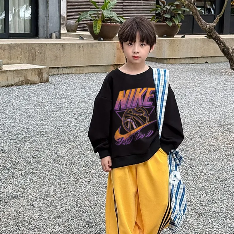 【90-160cm】元気いっぱい カッコイイ 合わせやすい カジュアル 着やすい 男の子 トレーナー