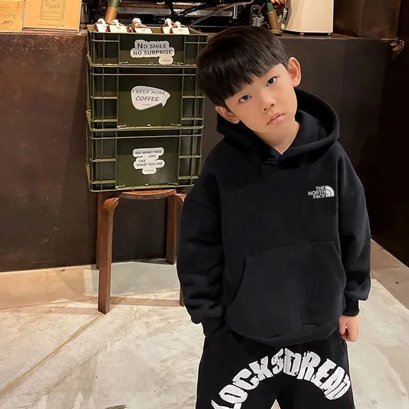 【90-160cm】リラックス感ある 合わせやすい カッコイイ プリント 男の子 フード付き パーカー