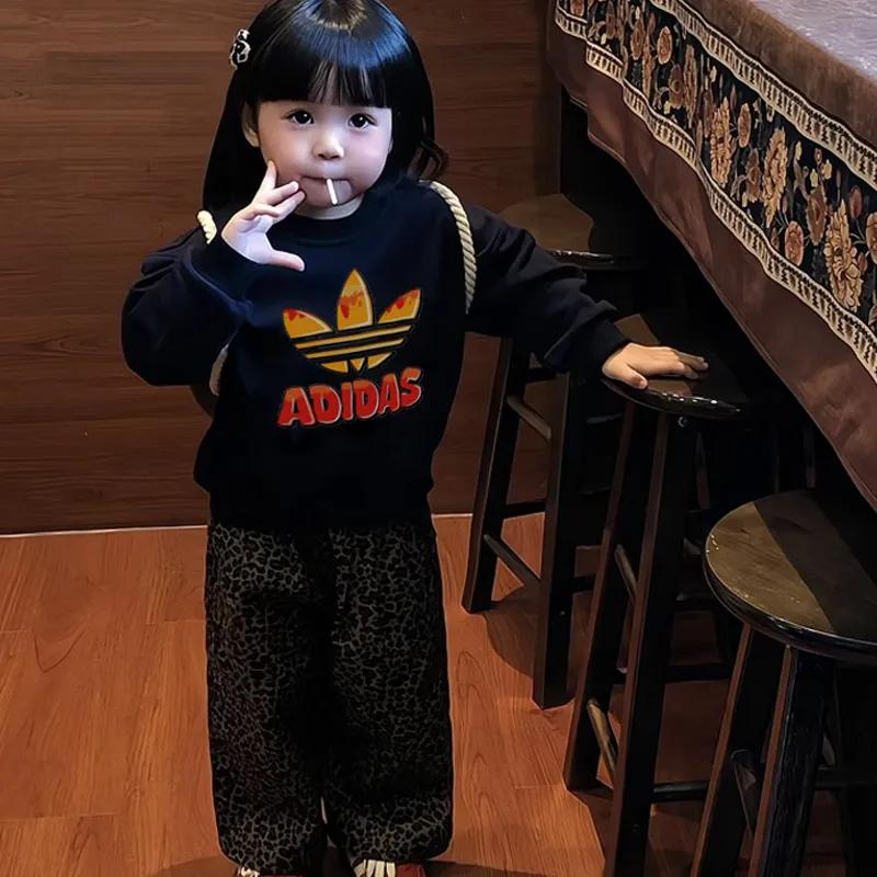 【90-160cm】取り入れたい  キュート カートゥーン 快適 合わせやすい  女の子 トレーナー