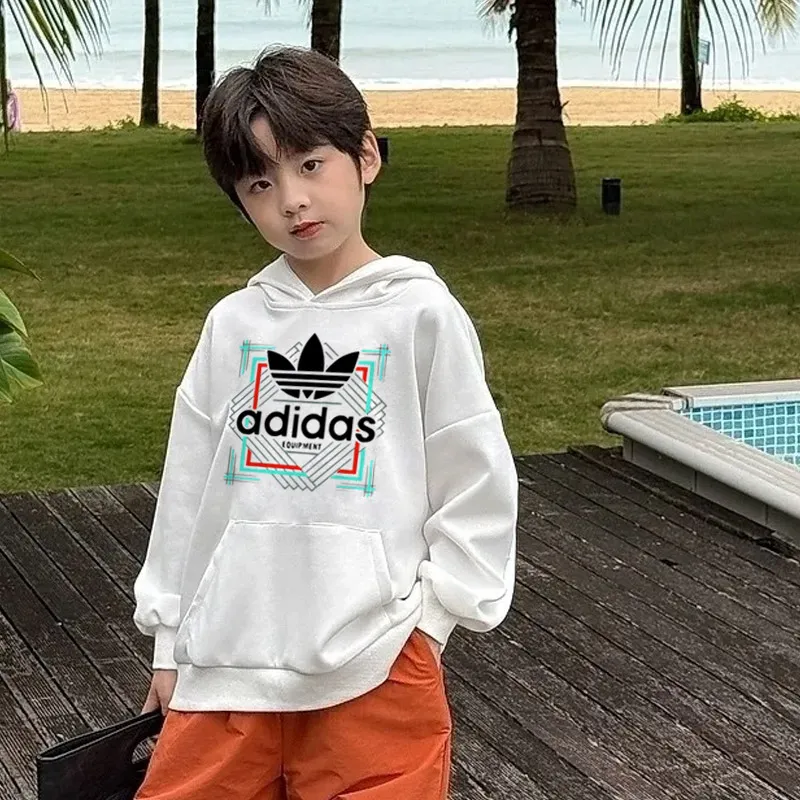 【90-160cm】着回し最強 大注目 カジュアル 着やすい 快適 男の子 フード付き パーカー