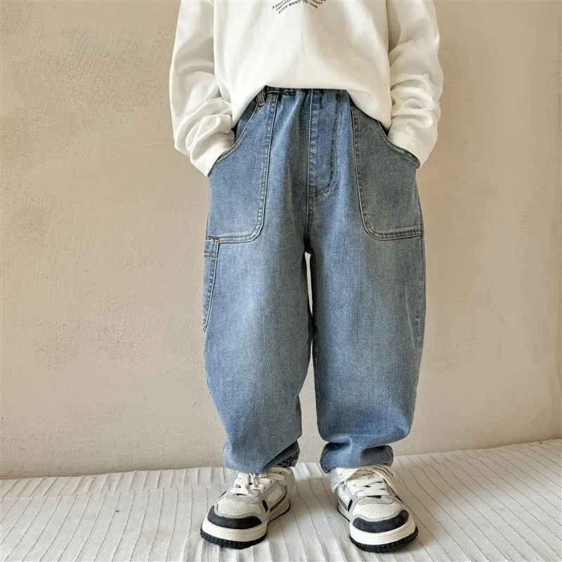 【110-170cm】人気上昇中 トレンド 男の子 履きやすい カジュアル 合わせやすい デニムパンツ