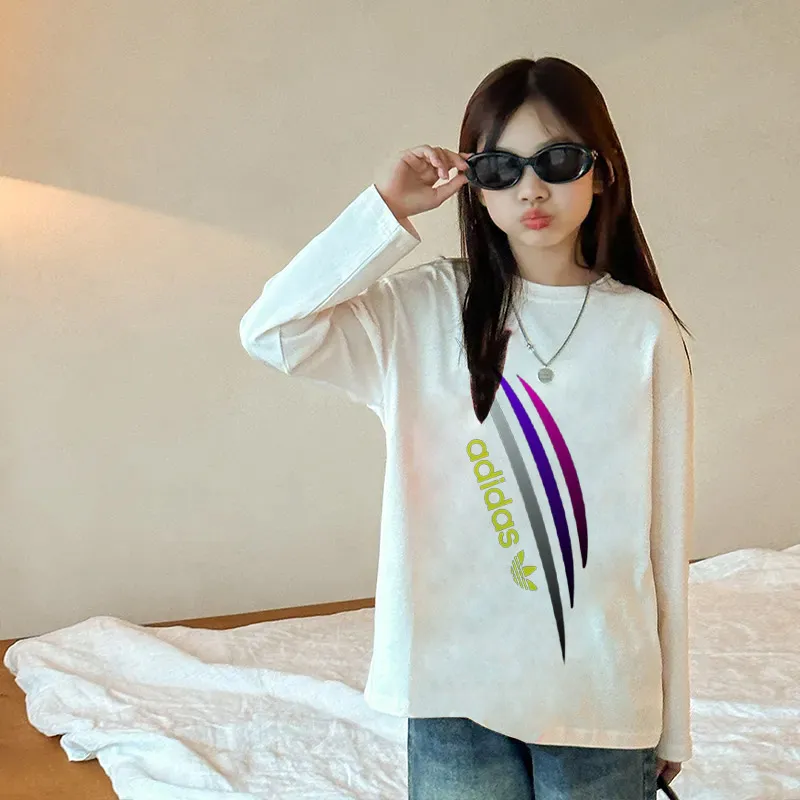 【90-160cm】取り入れたい 特別なデザイン シンプル カジュアル 女の子 長袖 Ｔシャツ