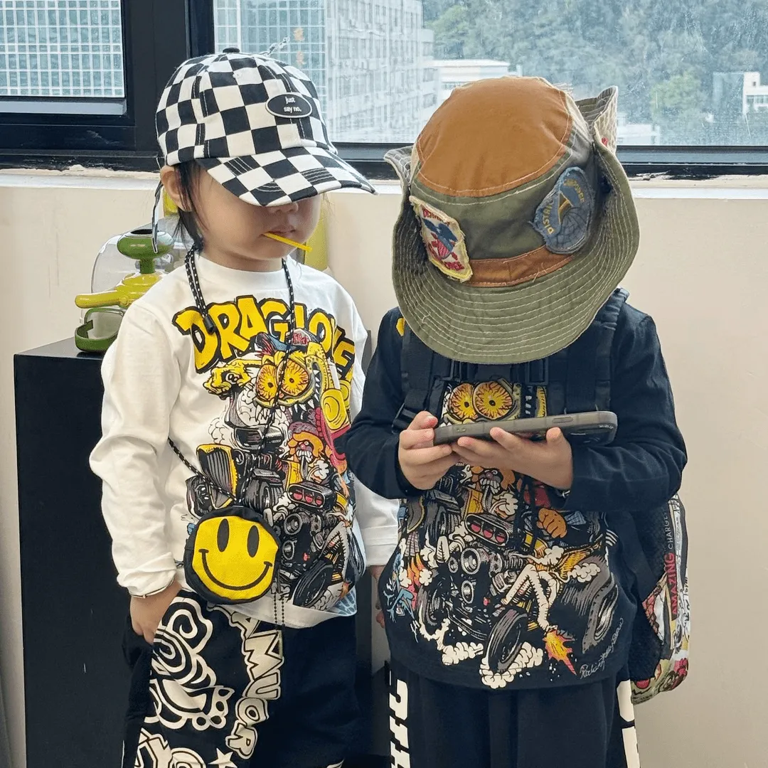 【90-160cm】大人気 カジュアル 女の子 男の子 ルーズ 合わせやすい 着心地良い 長袖 Ｔシャツ
