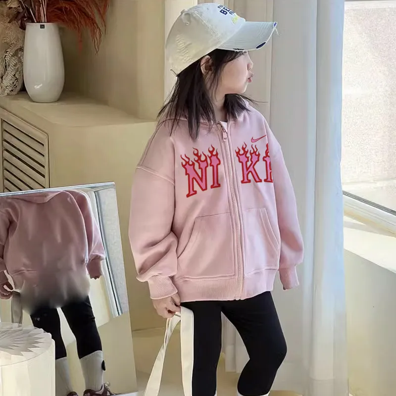 【90-160cm】話題沸騰中 おしゃれ カジュアル 合わせやすい 女の子 ジップパーカー