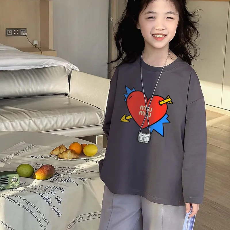 【90-160cm】元気いっぱい 大人気 可愛い ユニーク トレンド  女の子 長袖 Ｔシャツ