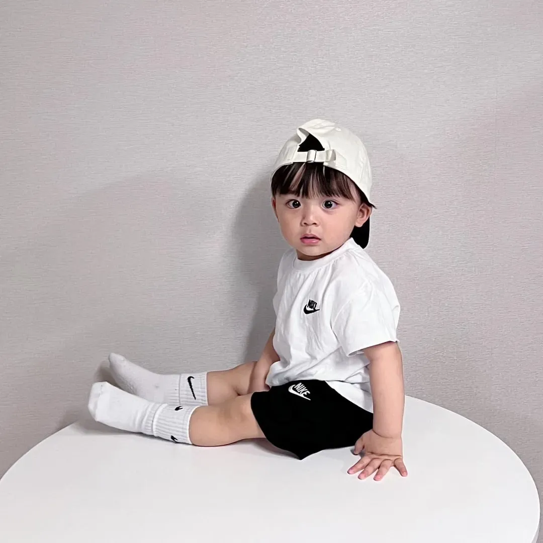 【80-130cm】二点セットシンプル定番 人気 ルーズ 半袖 Ｔシャツ+ショートパンツ セットアップ