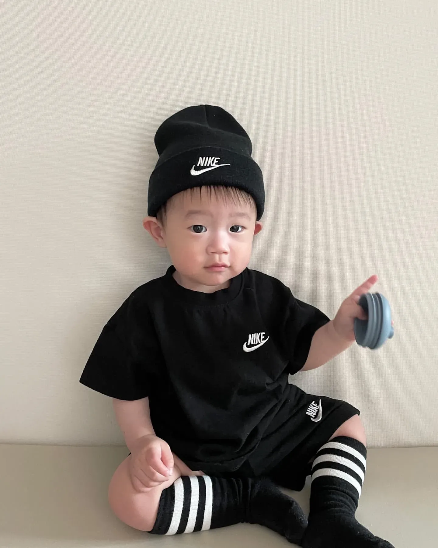 【80-130cm】二点セットシンプル定番 人気 ルーズ 半袖 Ｔシャツ+ショートパンツ セットアップ
