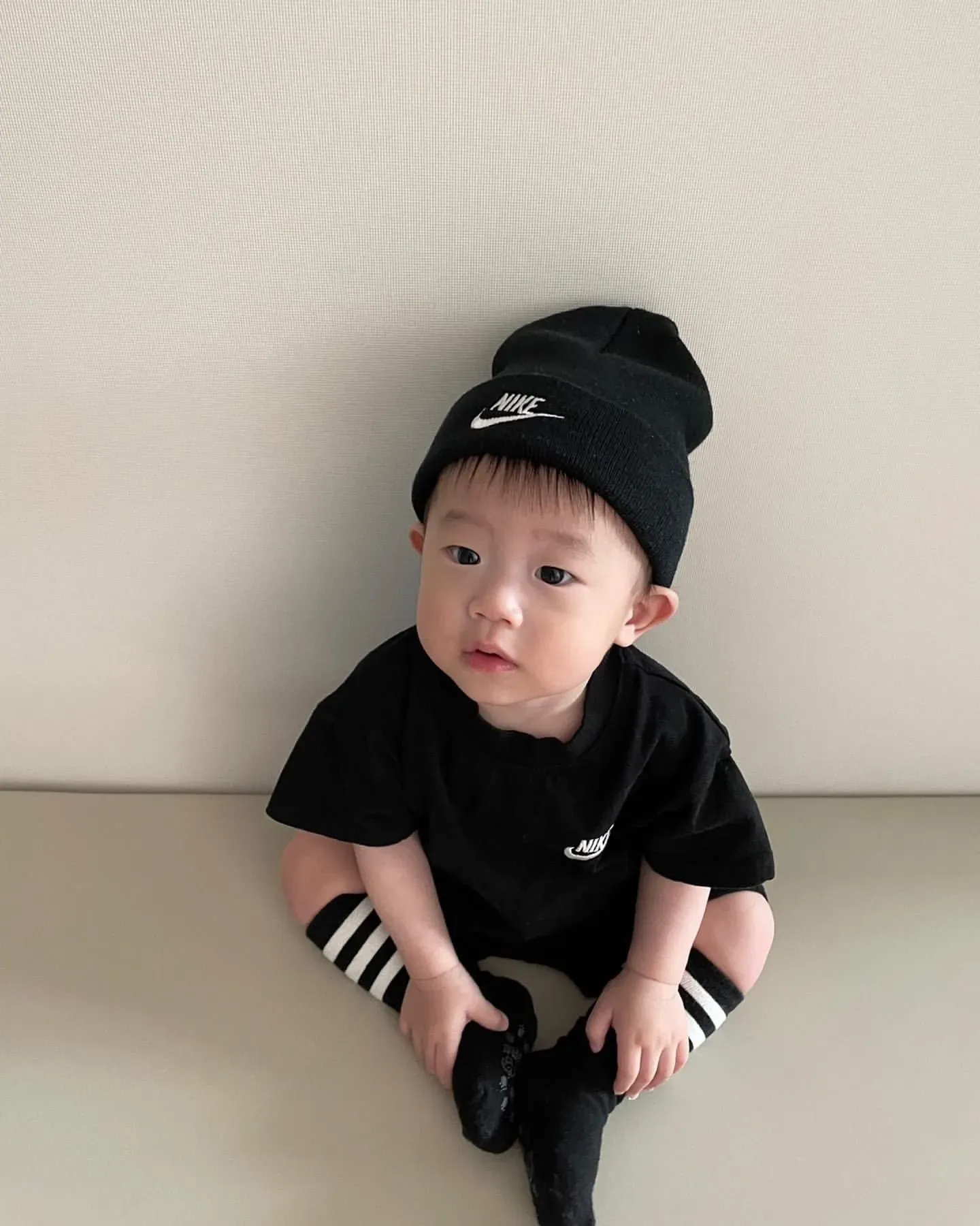 【80-130cm】二点セットシンプル定番 人気 ルーズ 半袖 Ｔシャツ+ショートパンツ セットアップ