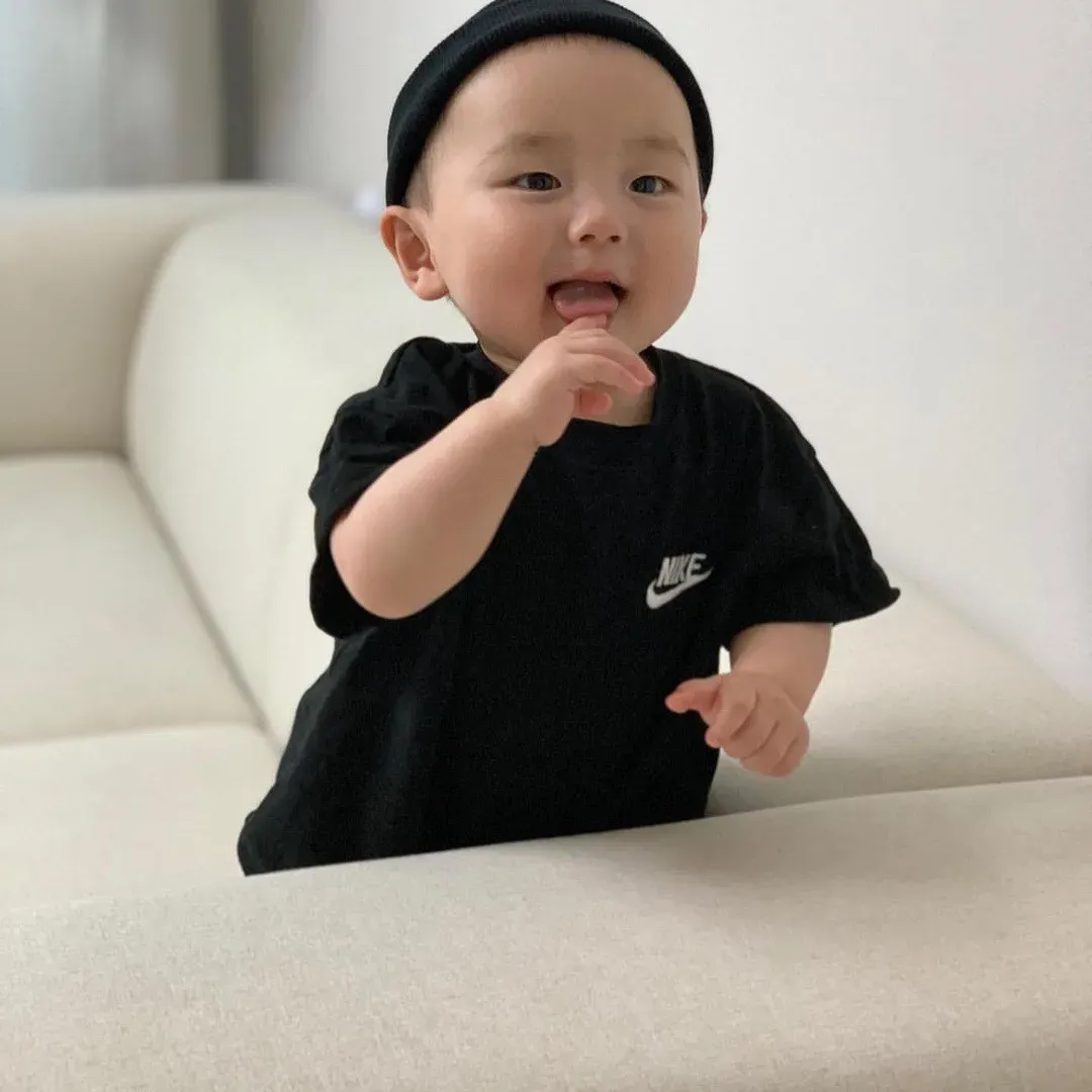 【80-130cm】二点セットシンプル定番 人気 ルーズ 半袖 Ｔシャツ+ショートパンツ セットアップ