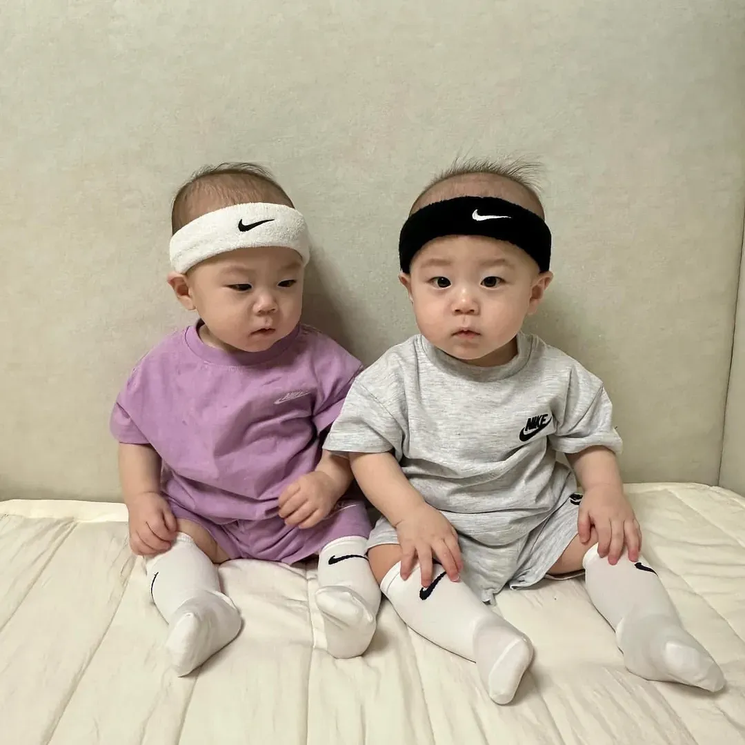 【80-130cm】二点セットシンプル定番 人気 ルーズ 半袖 Ｔシャツ+ショートパンツ セットアップ