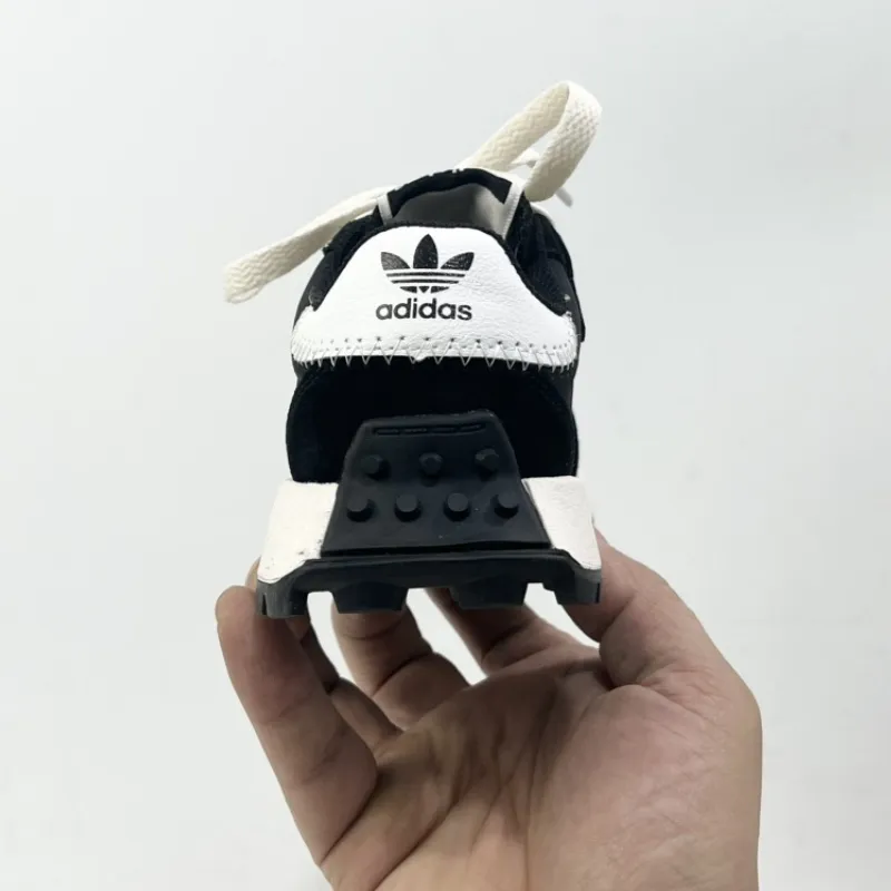 超人気商品 快適 通気性 軽量 クラシックキッズ シューズ スニーカー