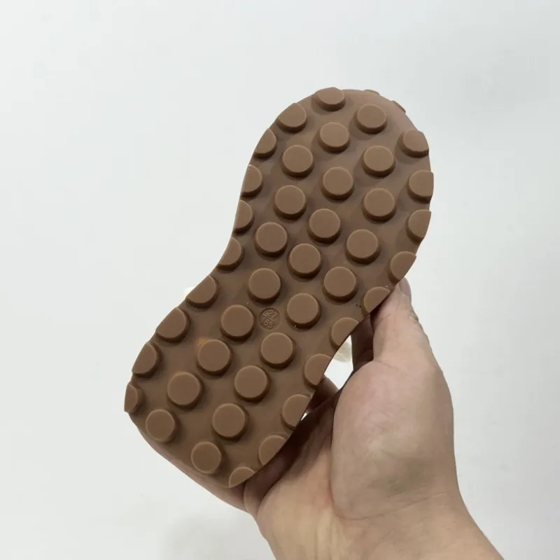 超人気商品 快適 通気性 軽量 クラシックキッズ シューズ スニーカー