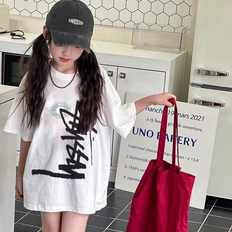 【90-160cm】今季も大注目 売れ筋 アルファベット シンプル 快適 女の子 半袖 Ｔシャツ