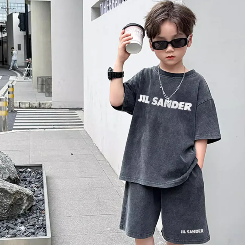 【90-150cm】二点セット 爆売れ中 ユニーク 快適 男の子 半袖Ｔシャツ＋ショートパンツ セットアップ