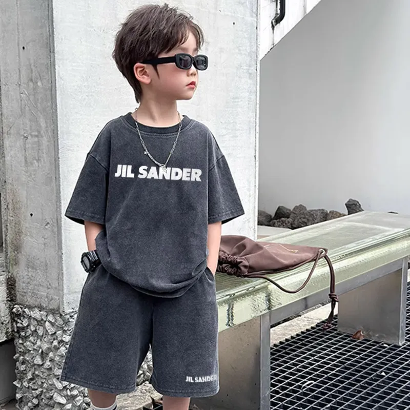 【90-150cm】二点セット 爆売れ中 ユニーク 快適 男の子 半袖Ｔシャツ＋ショートパンツ セットアップ