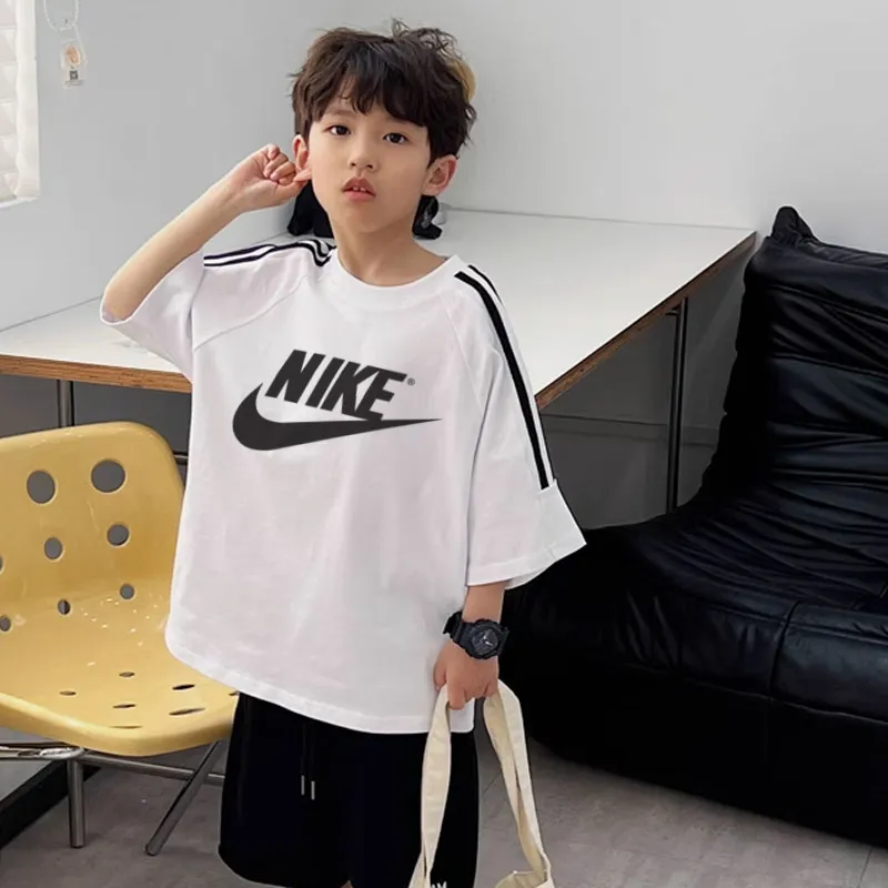【100-160cm】人気上昇中 大注目 カジュアル 合わせやすい 男の子 半袖 Ｔシャツ