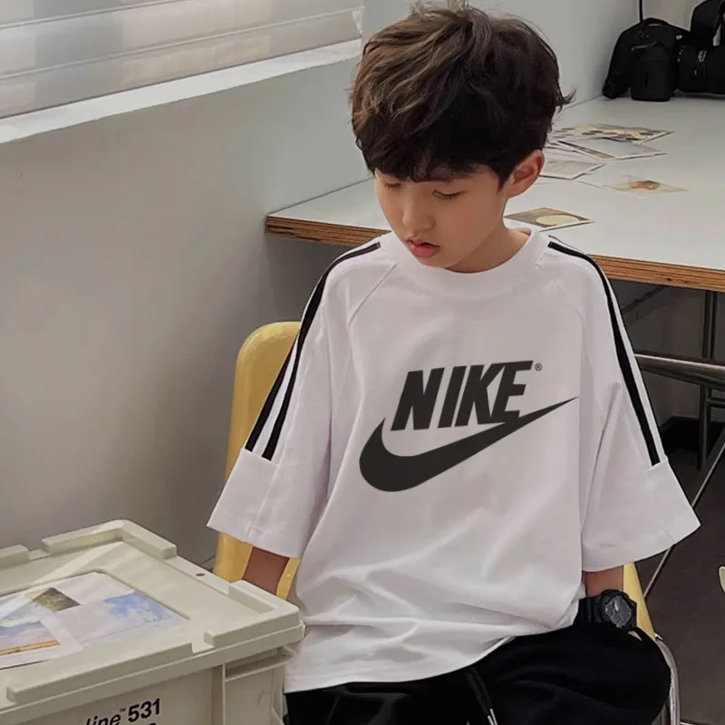 【100-160cm】人気上昇中 大注目 カジュアル 合わせやすい 男の子 半袖 Ｔシャツ